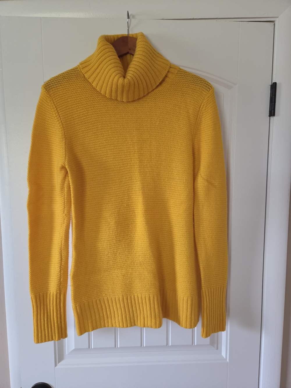 Banana Republic Yellow Turtleneck Wool-Blend Sweater - Women